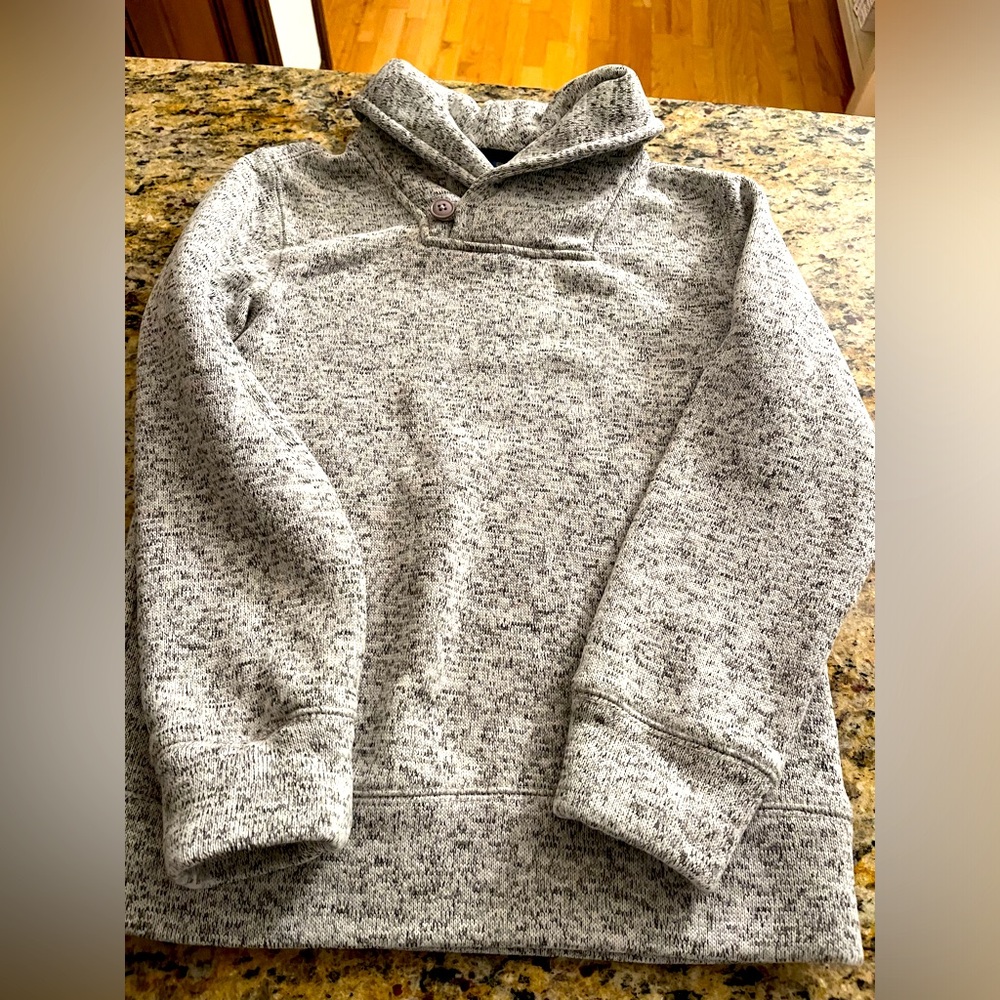 Arizona pull over sweater